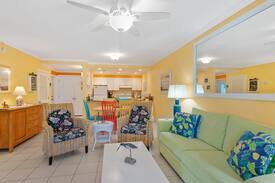 Butterknife Apartment | Villa Sanibel 1D, Ground-Level, Steps to Beach