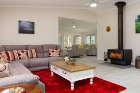 Watersleigh House | Forest Haven Hideaway - All linen provided