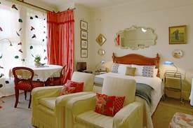 Port Chalmers Villa | The Manse Bed and Breakfast Port Chalmers