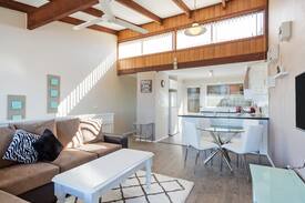 Merimbula House | Panoramic Townhouses by Lisa (Standard)