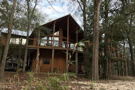 Eastabuchie Villa | Lazy Leaf River Estate