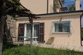 Imperia House | Отдельно стоящий Дом на горе, тихое место.