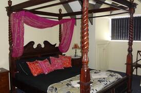 Dalby House | Dalby Apartments Self Contained 1,(2) & 3 Bedrooms