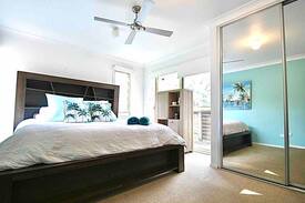 Avoca Beach House | Avoca Beach- 2 familys can share