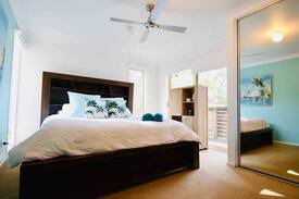 Avoca Beach House | Avoca Beach- 2 familys can share