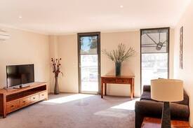 Cohuna Apartment | Cohuna Creekside Apartment