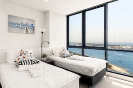 Southport Apartment | Breathtaking Ocean View Apt in Southport