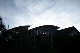 Goode Beach House | Island View & Wholesome Breakfast