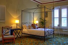 Glenelg House | Large Heritage Room in Central Glenelg