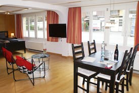 Matten bei Interlaken Apartment | Matten Central Studio, Near to everything!