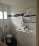 Bilinga Apartment | Private Room at The Beach