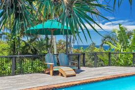 East Ballina House | Pandanus Pool Beach House - 2 mins walk to Beach