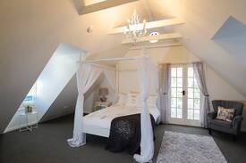 Bongaree Apartment | The Turret House & Suite - Middle and Top Levels