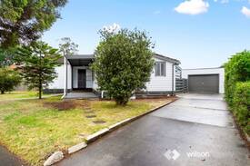 Traralgon House | Cosy Traralgon Home