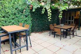 Mildura House | Mildura Townhouse Central 4 bdrm 2 bath WIFI