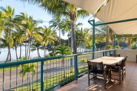 Horseshoe Bay Apartment | Sails on Horseshoe Beachfront 2 Bedroom Apartment