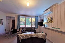 Bright Apartment | Elm Lodge Unit 4 - One Bedroom Unit
