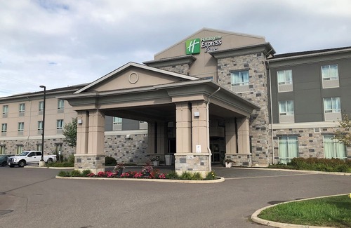 Thunder Bay Hotel | Holiday Inn Express Thunder Bay, an Ihg Hotel