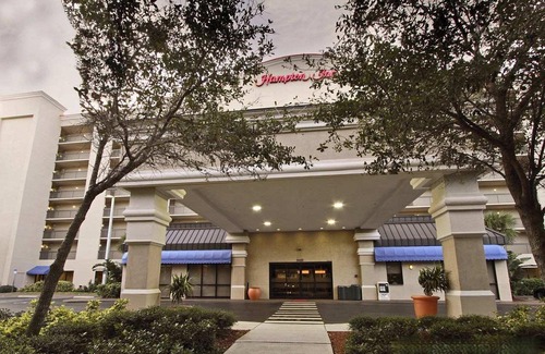 Oceanfront Hotel | Hampton Inn Cocoa Beach
