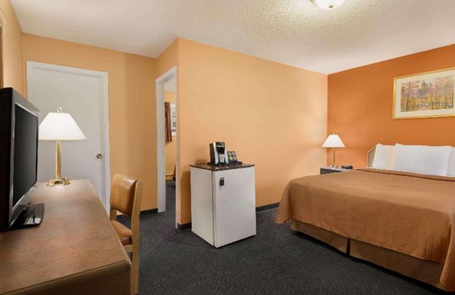 Quesnel Hotel | Travelodge by Wyndham Quesnel BC