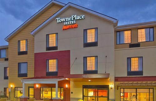 Clute Hotel | TownePlace Suites by Marriott Lake Jackson Clute