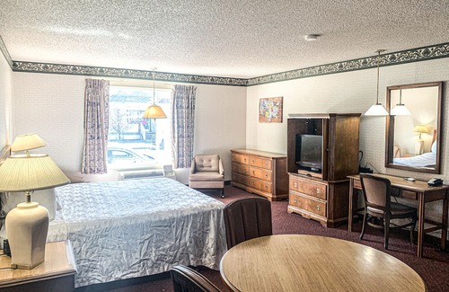 Winnemucca Hotel | Econo Lodge Inn & Suites