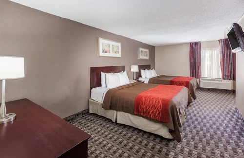Canton Hotel | Ramada by Wyndham Canton/Hall of Fame