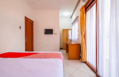 Bandung Hotel | Sinulingga Residence