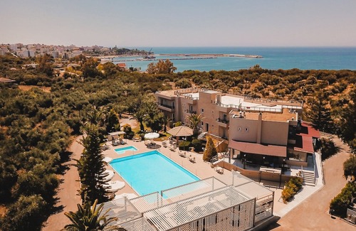 Kiparissia Hotel | Apollo Resort Art Hotel