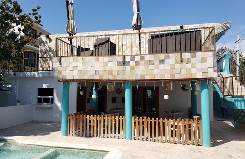 Reparto Ibarra Hotel | Agua Dulce
