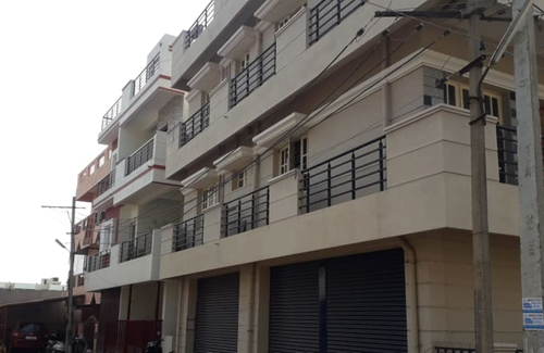 5th Block Hotel | Emerald Suites