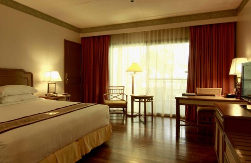 Davao Hotel | Waterfront Insular Hotel Davao