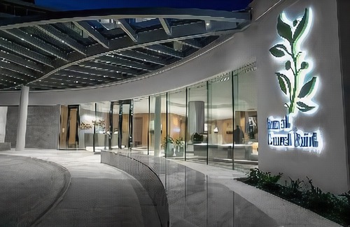 Inner Harbour Hotel | Inn at Laurel Point