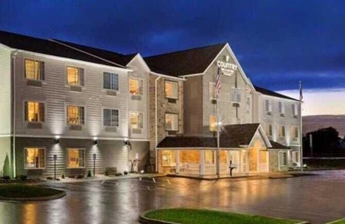 Hiram Hotel | Country Inn & Suites by Radisson, Hiram, GA