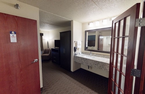 Mounds View Hotel | AmericInn by Wyndham Mounds View Minneapolis