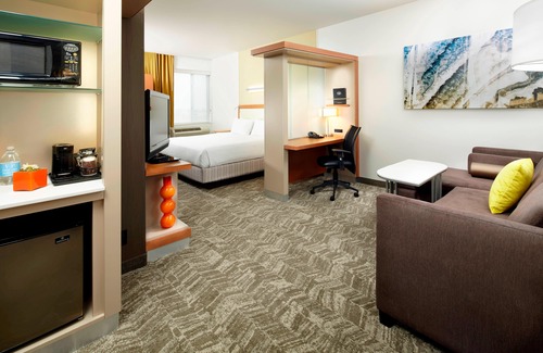 Waukegan Hotel | SpringHill Suites by Marriott Chicago Waukegan/Gurnee