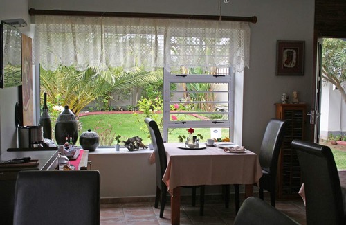 Swakopmund Hotel | Room for 3 Guests - Amarachi Guesthouse in Swakopmund Namibia - Beach in 500m