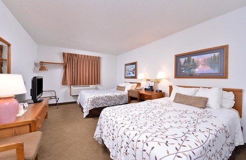 International Falls Hotel | Americas Best Value Inn & Suites International Falls