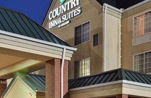 Clinton Hotel | Baymont by Wyndham Clinton