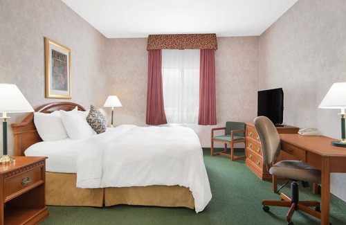 Dumas Hotel | Days Inn & Suites by Wyndham Dumas