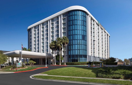 The East Side Hotel | Embassy Suites San Francisco Airport - South San Francisco