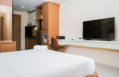 Cikarang Hotel | Elegant New Studio the Oasis Apartment