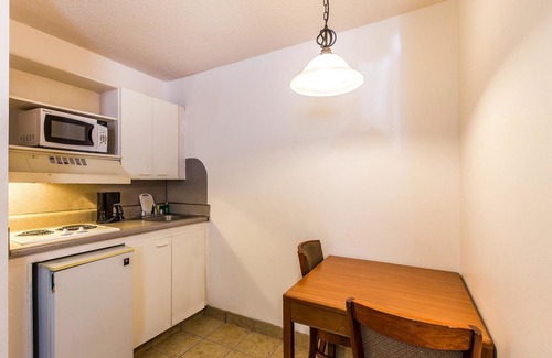 Windsor Forest Hotel | Suburban Extended Stay Abercorn