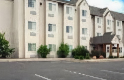 Rice Lake Hotel | Microtel Inn & Suites by Wyndham Rice Lake