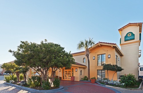 Downtown San Antonio Hotel | La Quinta Inn by Wyndham San Antonio Market Square