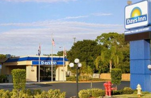Melbourne Hotel | Days Inn by Wyndham Melbourne