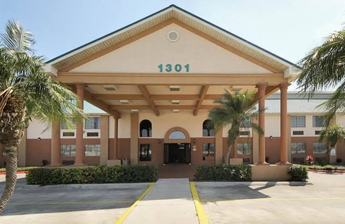 Pharr Hotel | Americas Best Value Inn Pharr