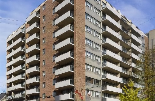Golden Triangle Hotel | Ottawa Embassy Hotel & Suites