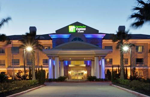Pearland Hotel | Holiday Inn Express Pearland, an IHG Hotel