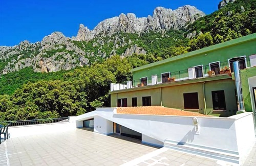 Oliena Hotel | Enis Monte Maccione